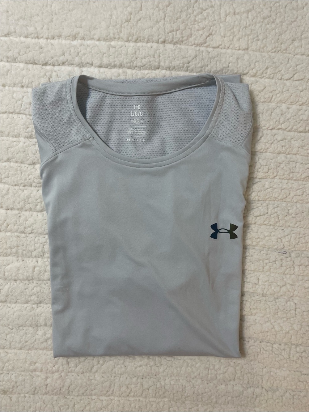 Under Armour Light Gray Athletic Fitted Tee